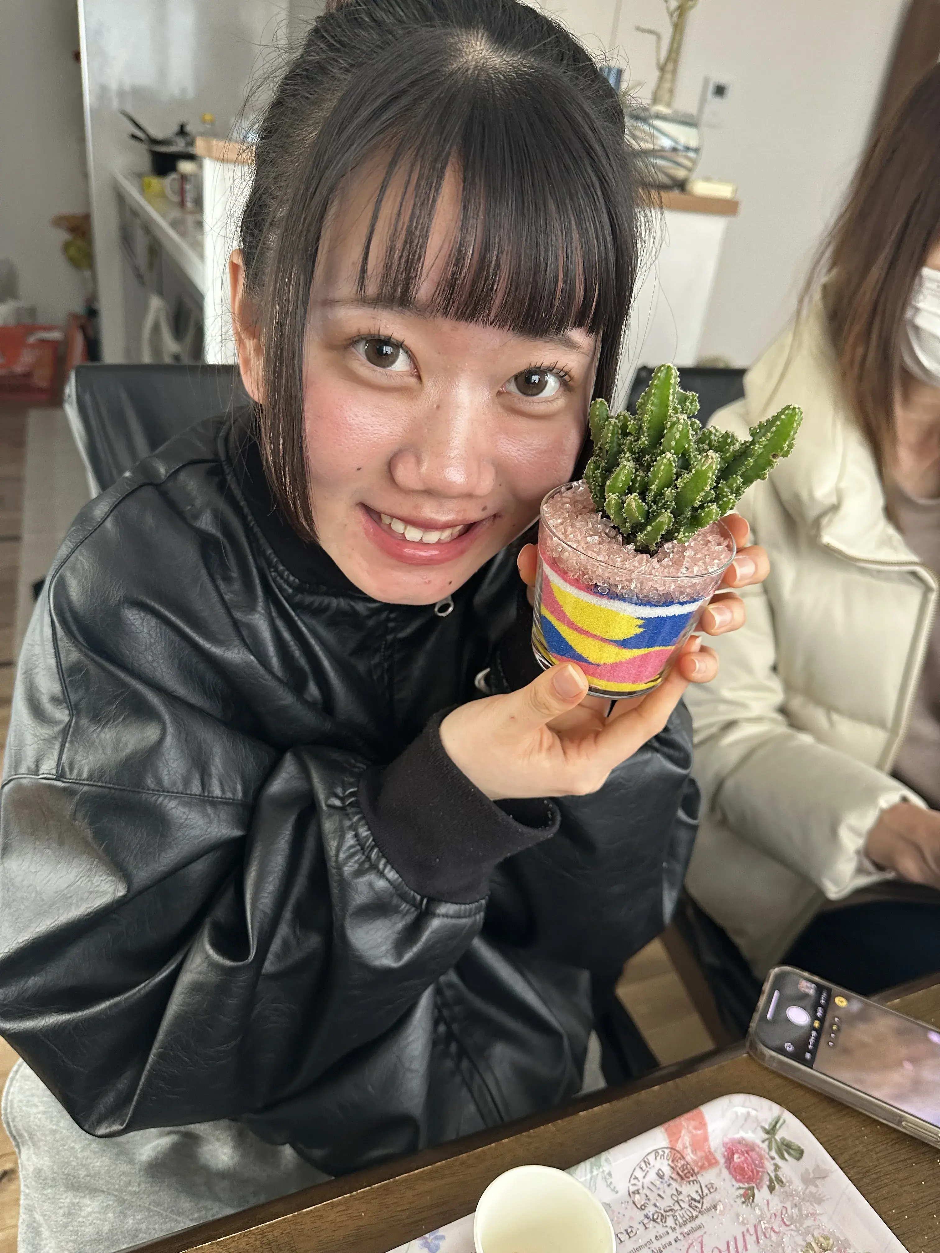 親子でサンドアート体験の様子