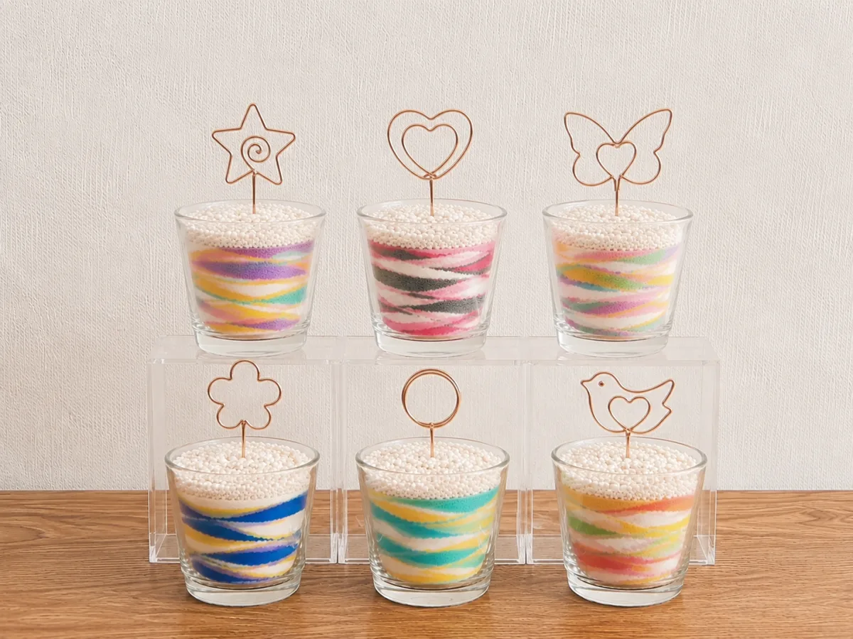 6種類のクリップを使ったカラフルなクリップサンドの作品例