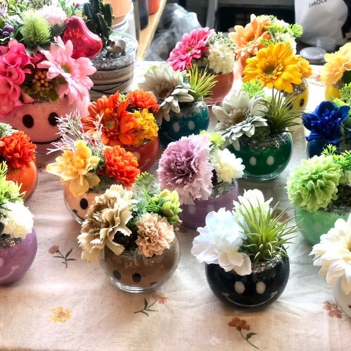 お花をあしらった飾り物サンドの作品例